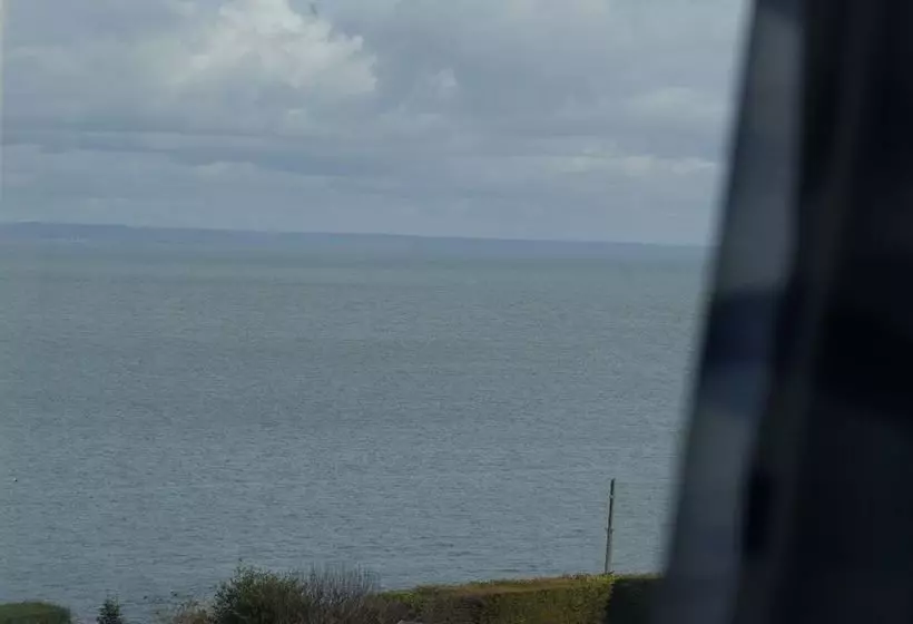 ベッドアンドブレックファースト The Shoalstone