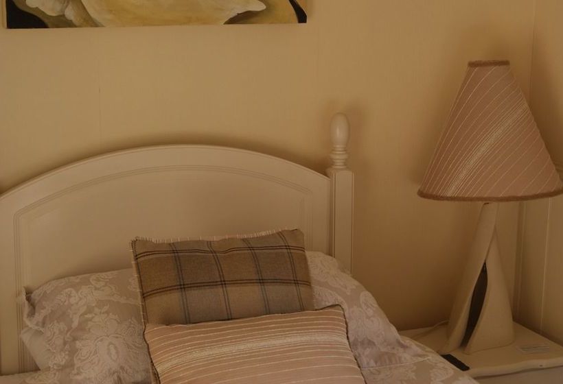 ベッドアンドブレックファースト The Shoalstone