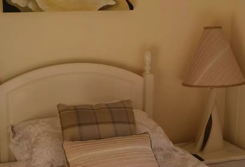 ベッドアンドブレックファースト The Shoalstone