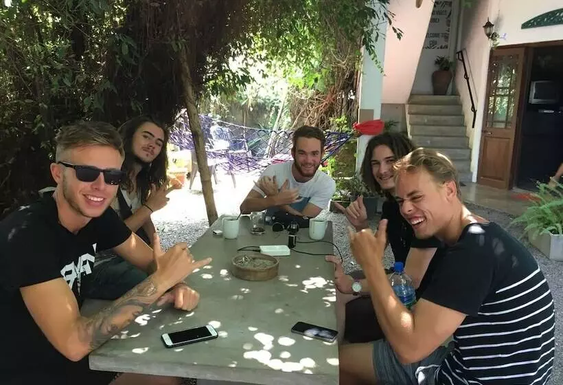 Colombo Beach Hostel