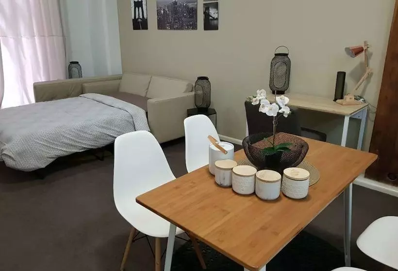 Darling Harbour Apartment