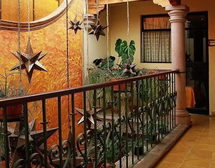 Hostal Casa Castillo Bed & Breakfast