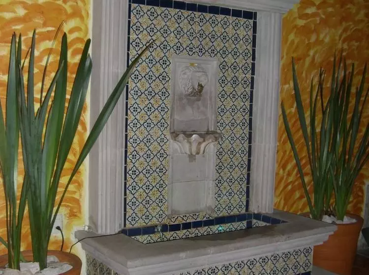 Hostal Casa Castillo Bed & Breakfast