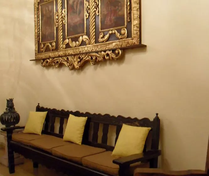 Hostal Casa Castillo Bed & Breakfast