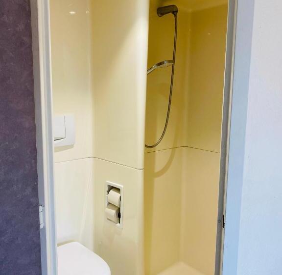 בית מלון כפרי Ibis Budget Caen Centre Gare