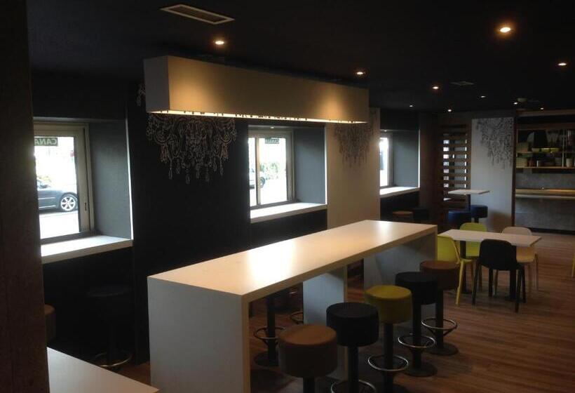 בית מלון כפרי Ibis Budget Caen Centre Gare