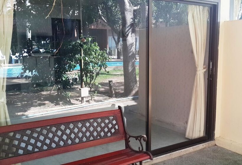 호텔 Jinta City Samui