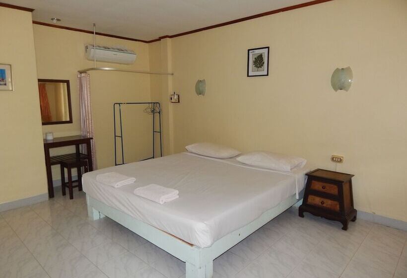 호텔 Jinta City Samui