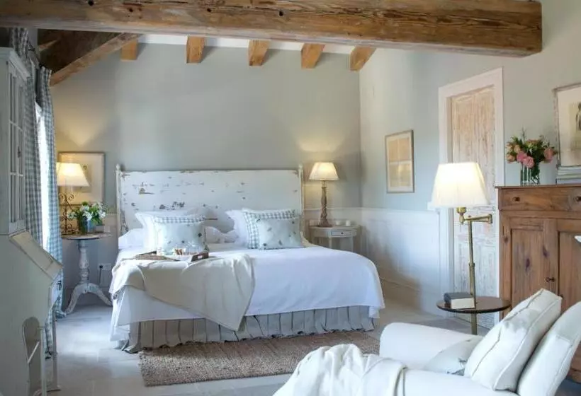 Hotel La Casa De Los Tomillares