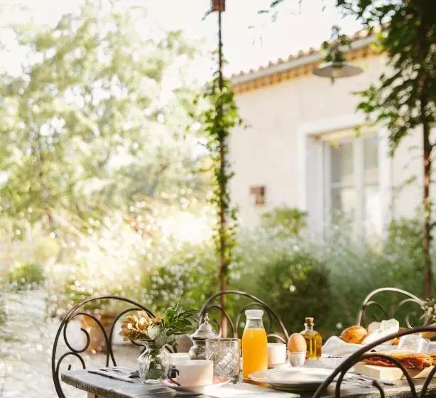 Hotel La Casa De Los Tomillares