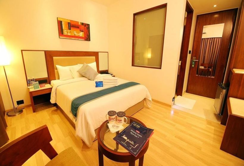 Hotel Oyo Premium Kakkanad Civil Station