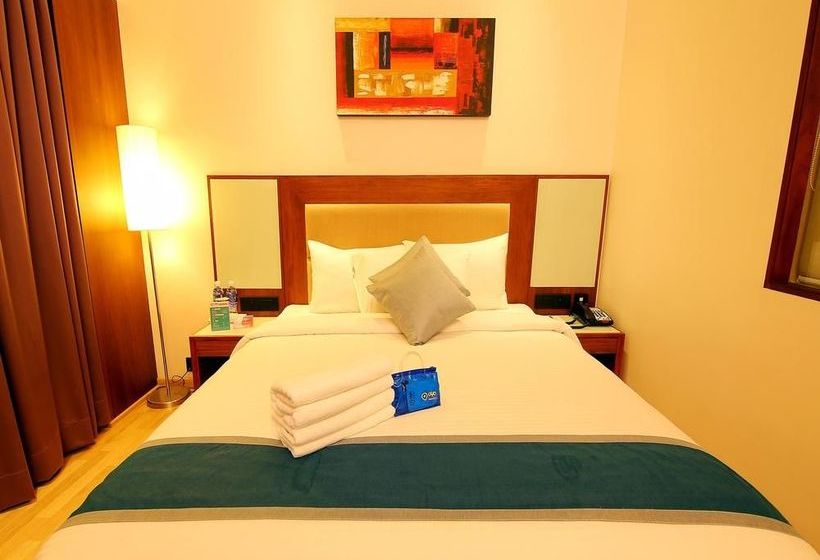 Hotel Oyo Premium Kakkanad Civil Station