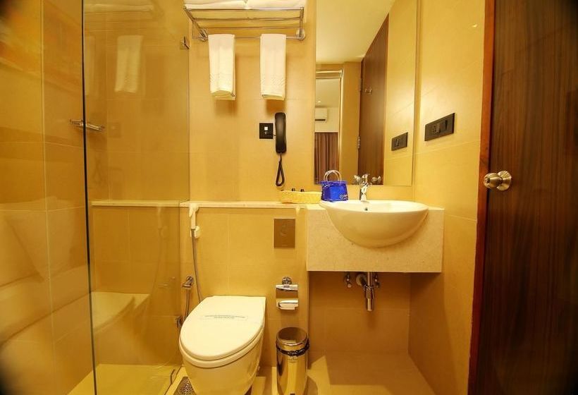 Hotel Oyo Premium Kakkanad Civil Station