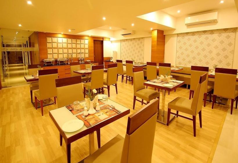 Hotel Oyo Premium Kakkanad Civil Station