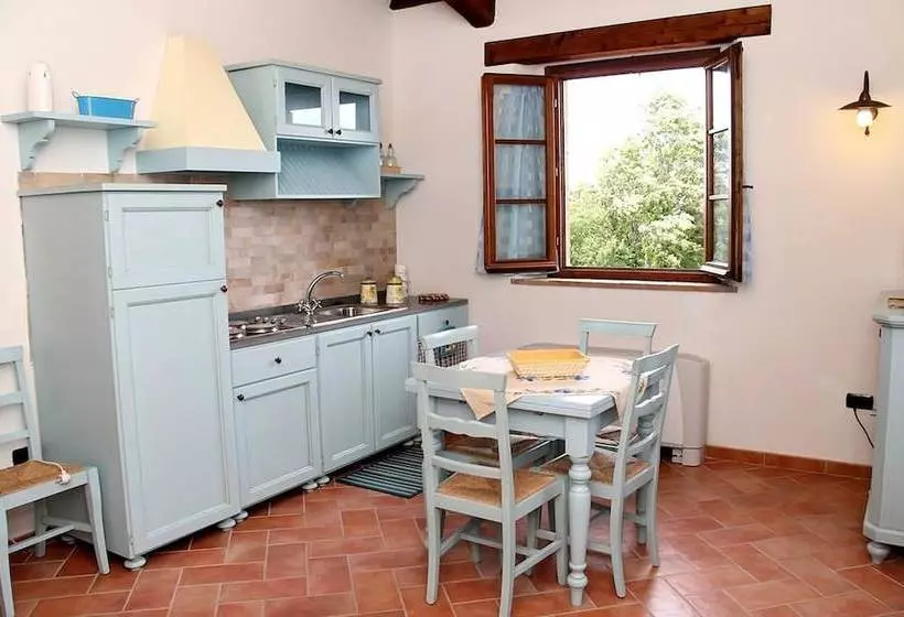 Hotelli Poggio Di Montedoro