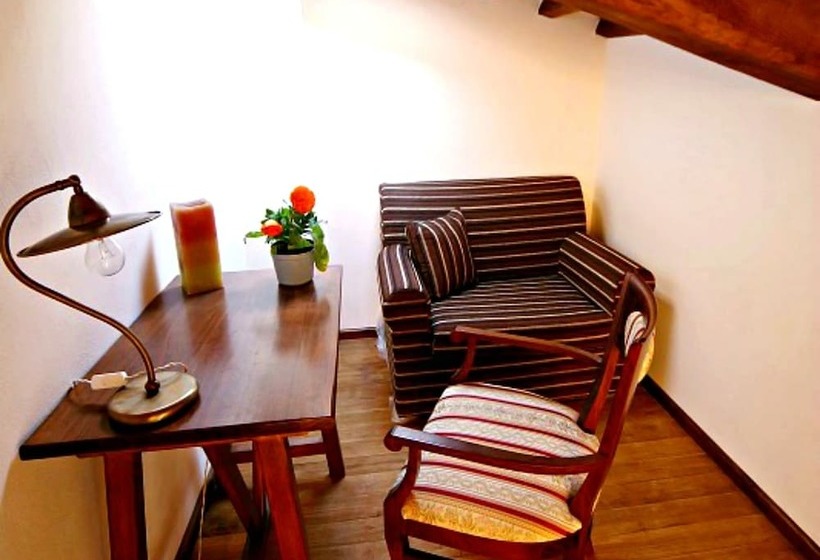 فندق Poggio Di Montedoro