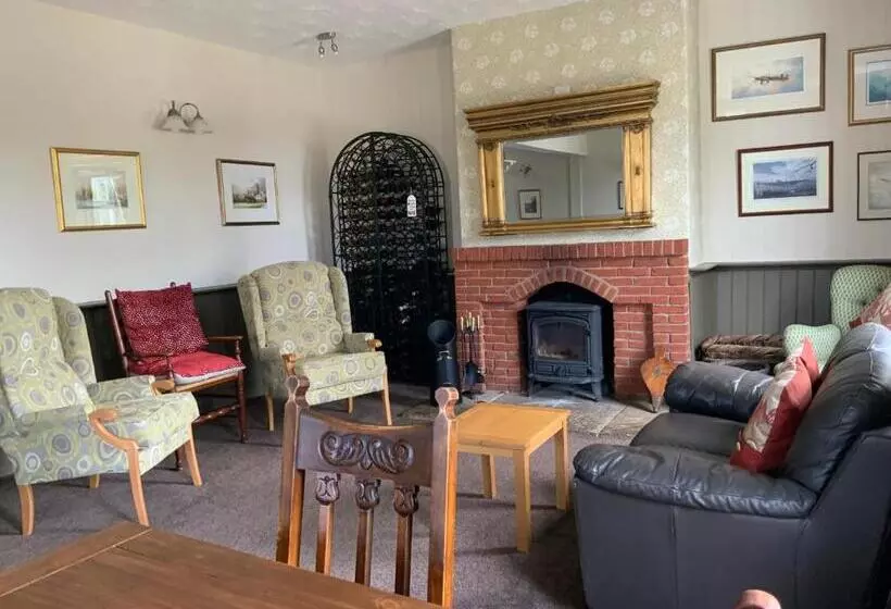 Hotelli The Red Lion Inn