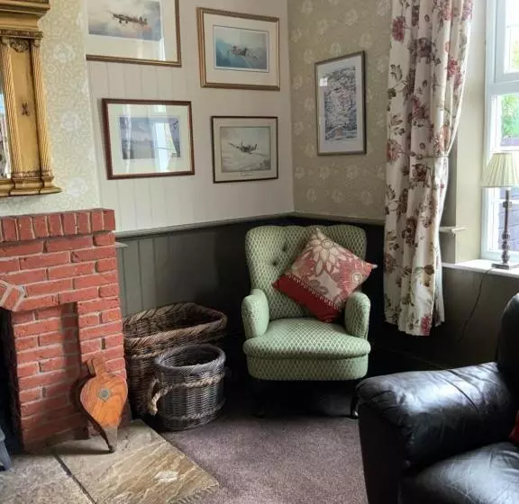 Hotelli The Red Lion Inn