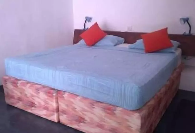 Hotel Regent Lodge Kandy