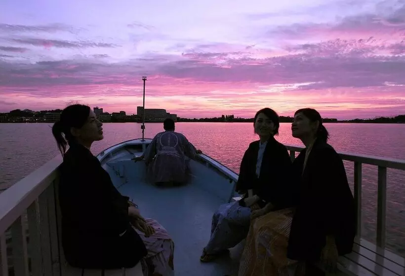 Otel Ooedo Onsen Monogatari Premium Kaga Maruya