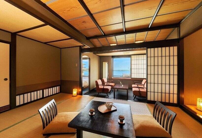 בית מלון כפרי Ooedo Onsen Monogatari Premium Kaga Maruya