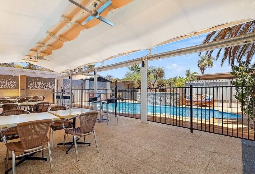 Мотель Point Samson Resort