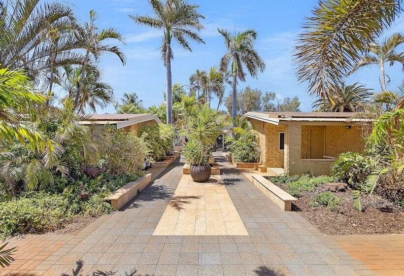 Мотель Point Samson Resort