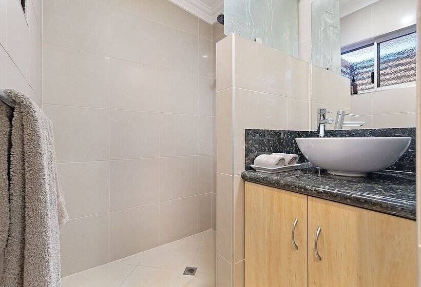 Мотель Point Samson Resort