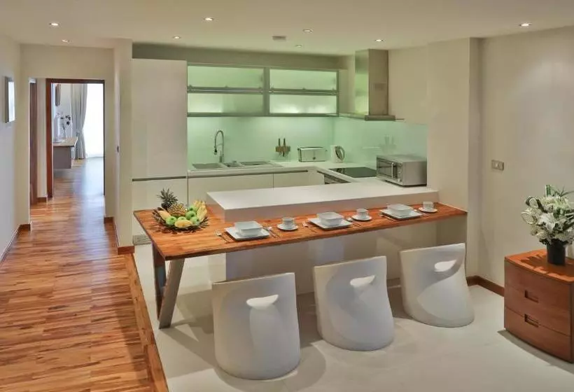 Osho Luxury Beachfront Apartments