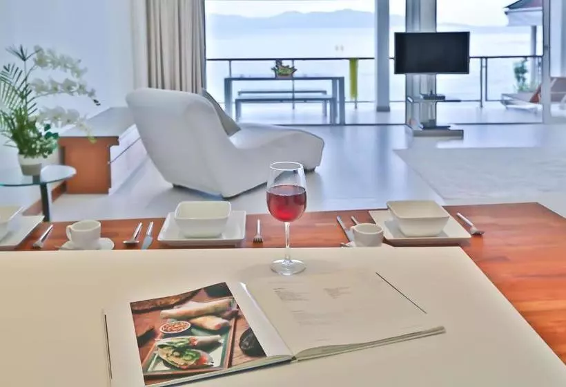 Osho Luxury Beachfront Apartments