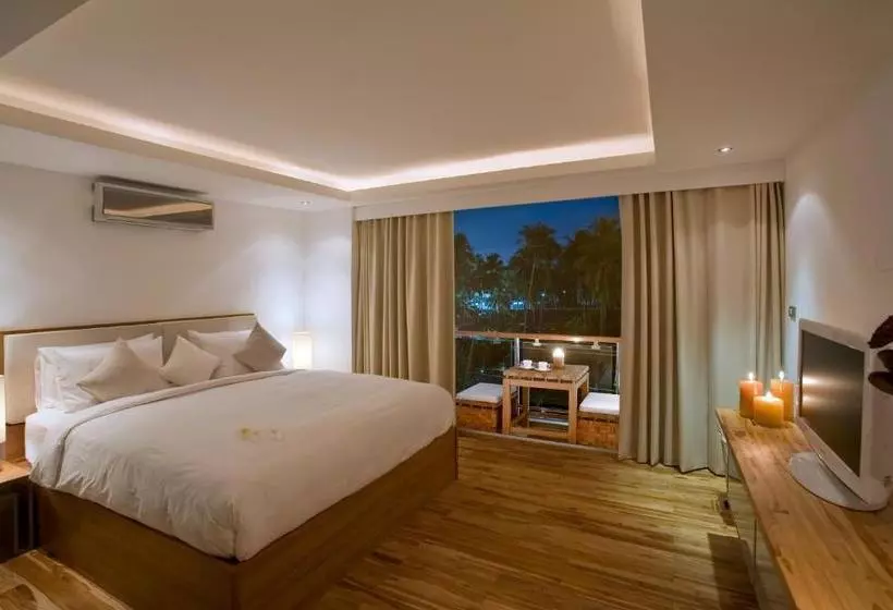 Osho Luxury Beachfront Apartments