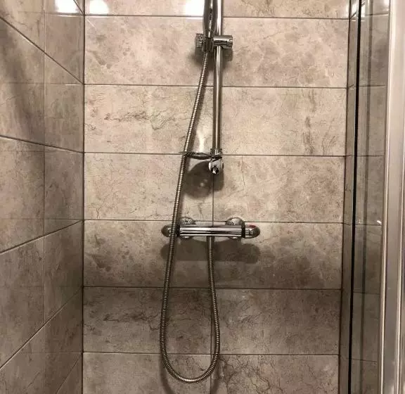 פנסיון Arran Guest House