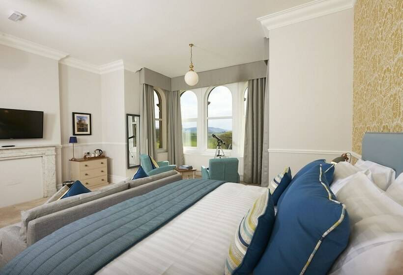 بنسيون Newfield Hall