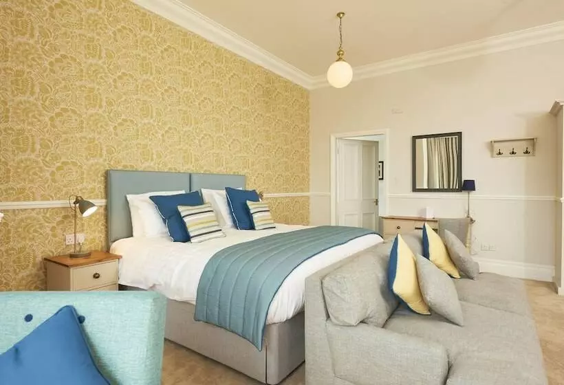 Pensió Newfield Hall