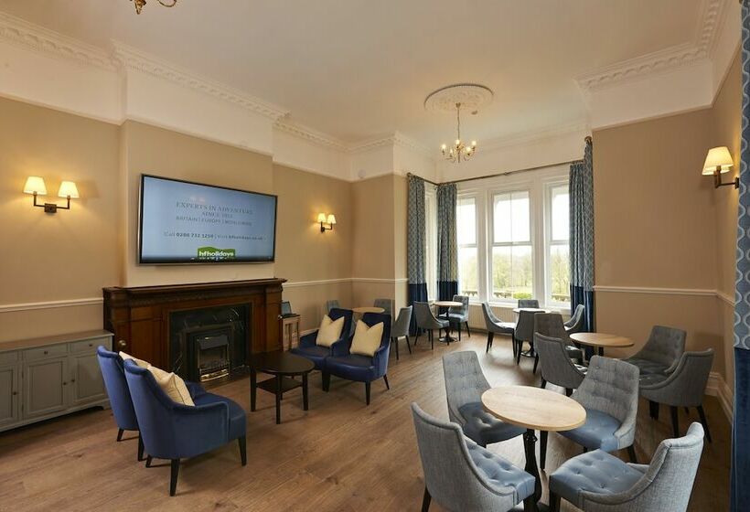 بنسيون Newfield Hall