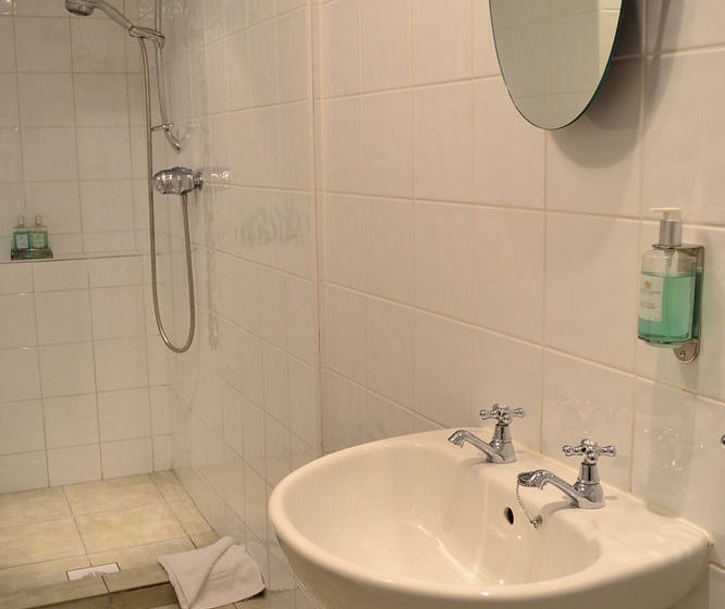 تختخواب و صبحانه The Hazelwood