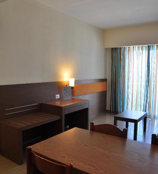 Sea Melody Beach Hotel Apartments