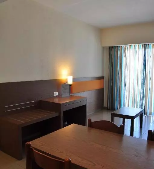 Sea Melody Beach Hotel Apartments