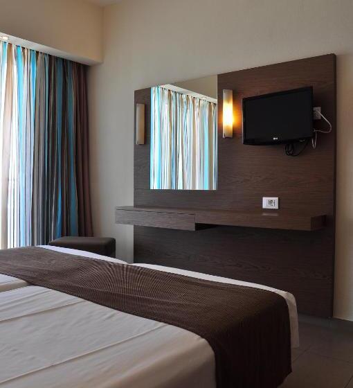 Sea Melody Beach Hotel Apartments