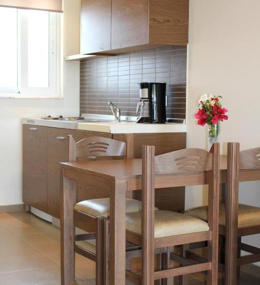 Sea Melody Beach Hotel Apartments