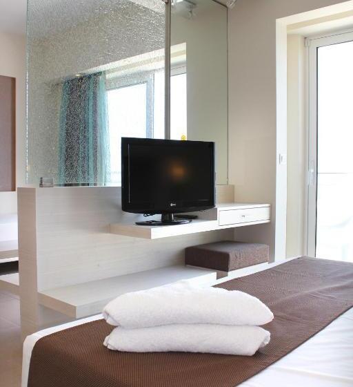 Sea Melody Beach Hotel Apartments