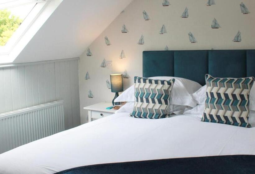 مبيت وإفطار The Bosham Boathouse