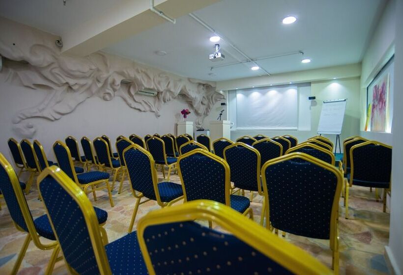 Bougainville Bay Serviced Apartments