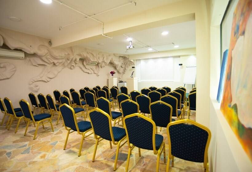 Bougainville Bay Serviced Apartments