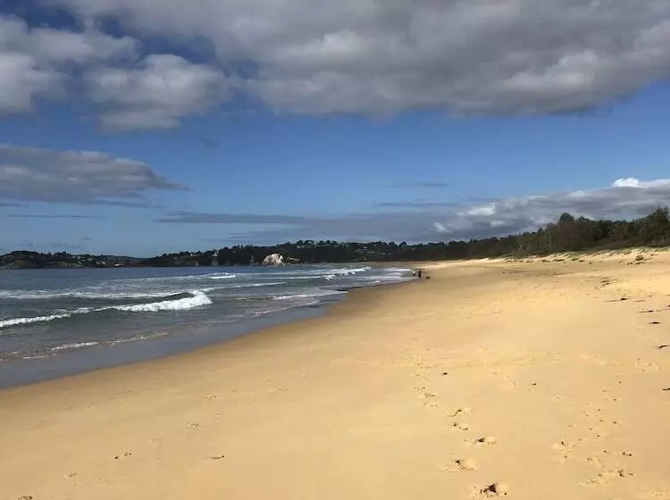 Eden Golf View Motel