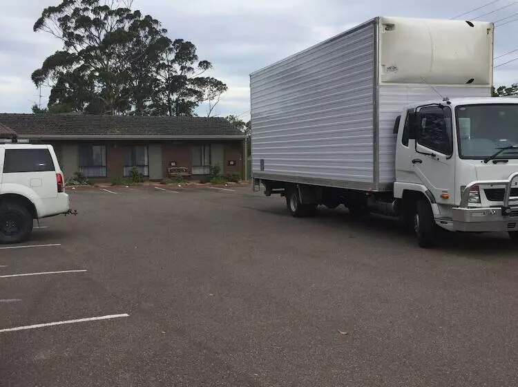 Eden Golf View Motel