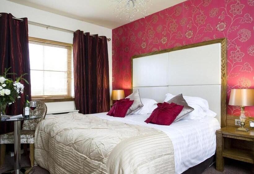 Отель Customs House Country Inn