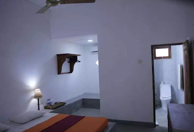 ホテル Dambulu Oya Family Park