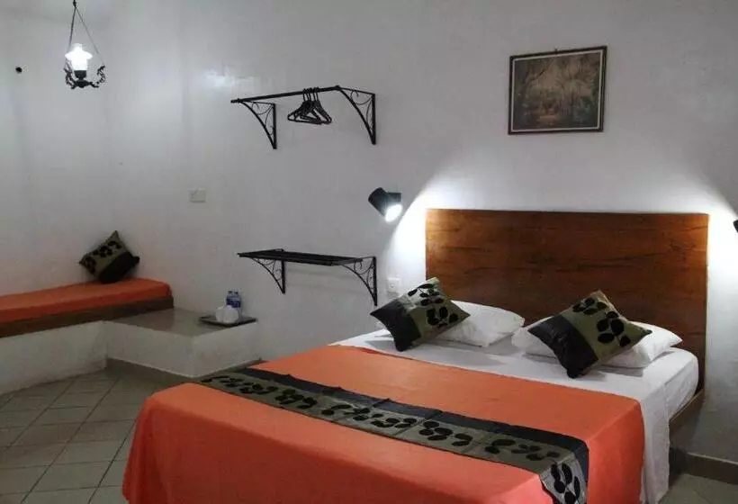 ホテル Dambulu Oya Family Park