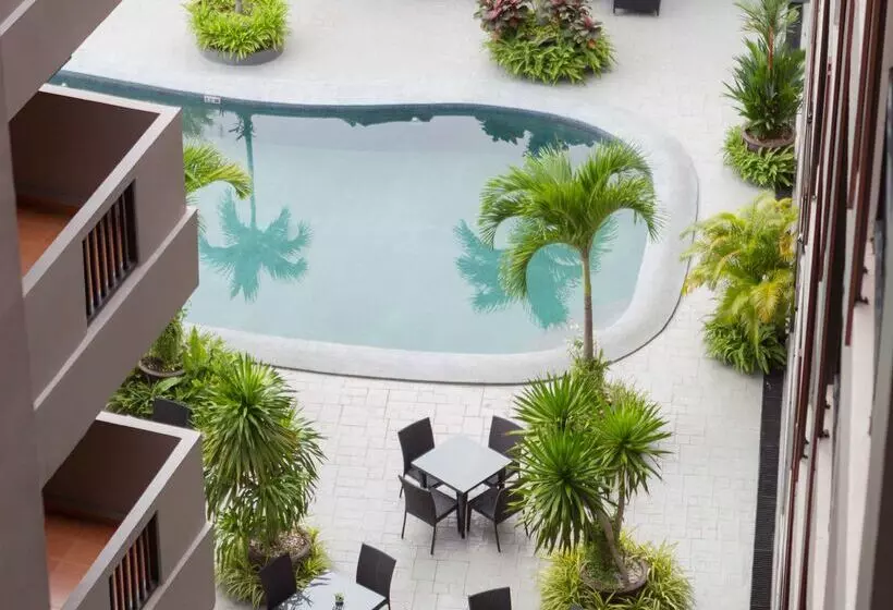 酒店 Golden Tulip Essential Pattaya